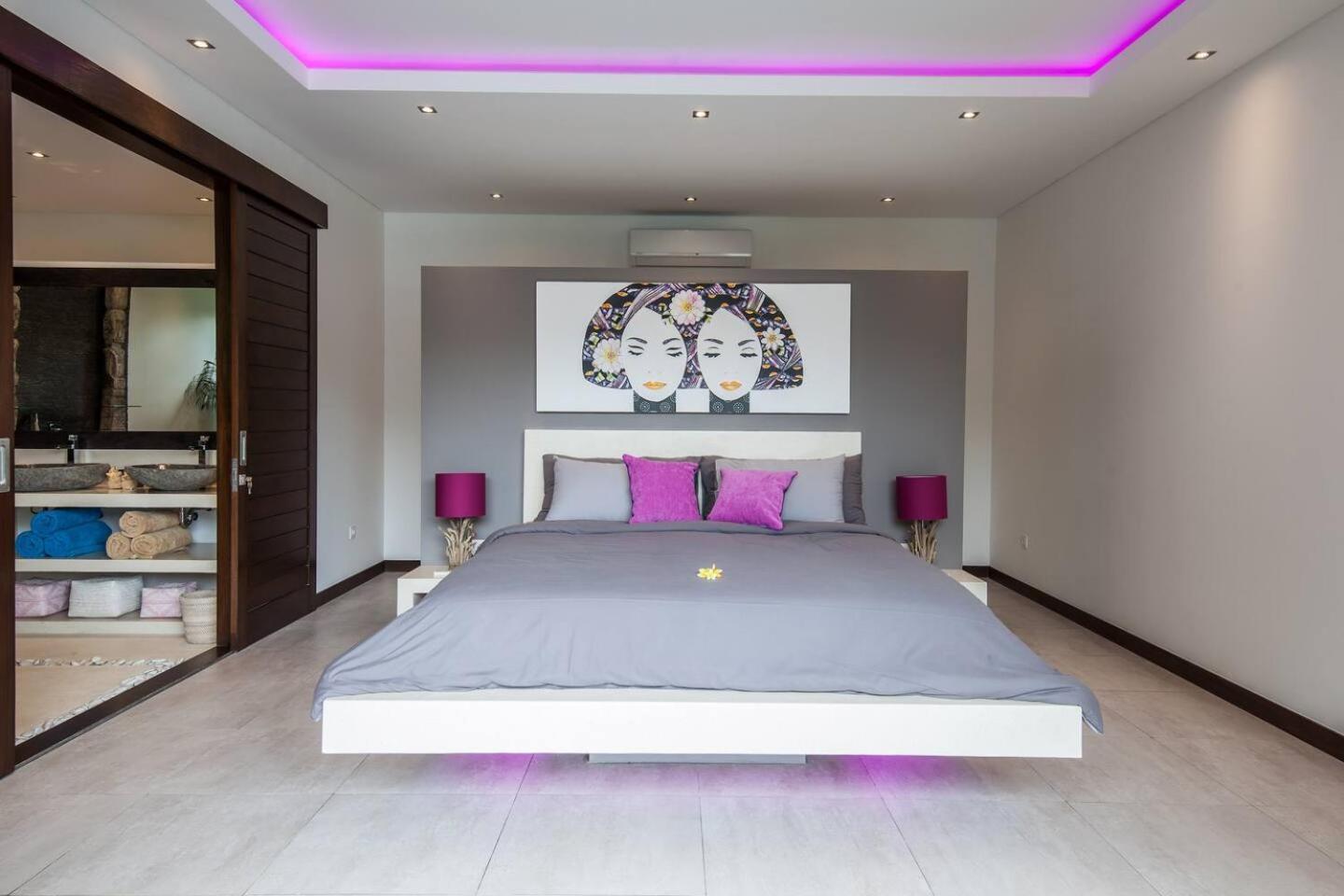 Luxueuse 61 Bedroom 18 Personnes Villa Seminyak (Bali)